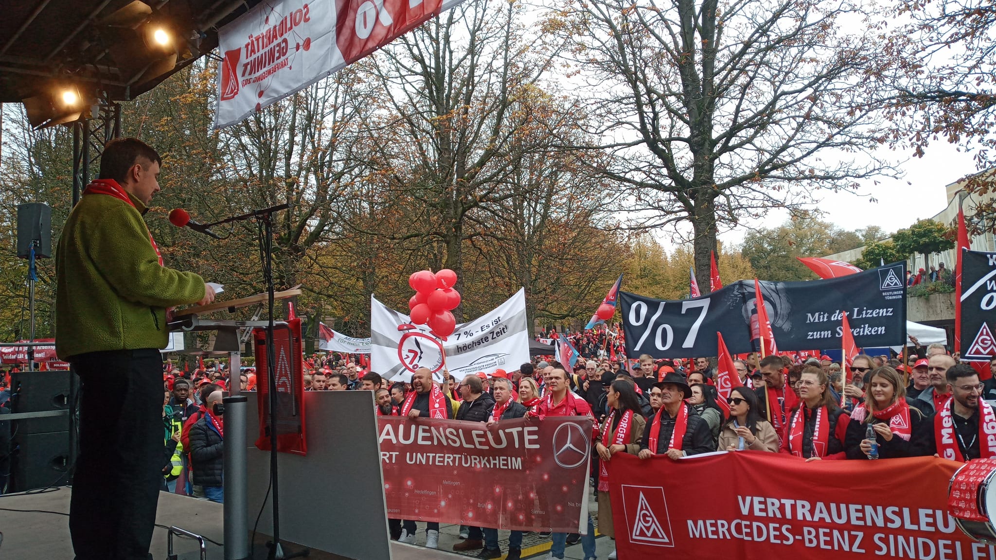 Metallerinnen und Metaller in Baden Württemberg warnen die Kapitalisten!